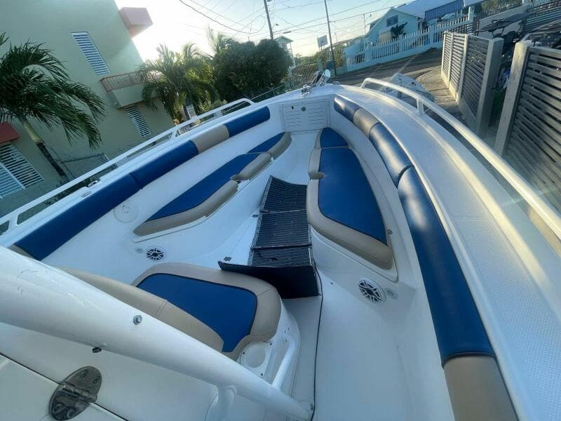 2016 Mako 284 Center Console