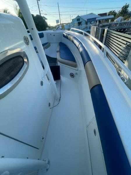 2016 Mako 284 Center Console