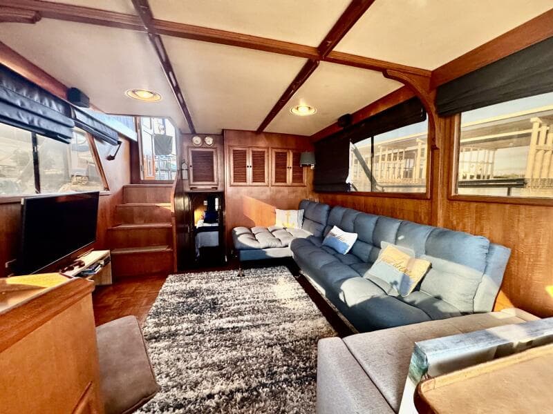 1986 Marine Trader 47 Tradewinds