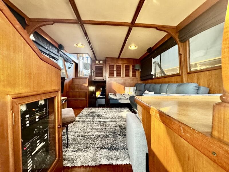 1986 Marine Trader 47 Tradewinds