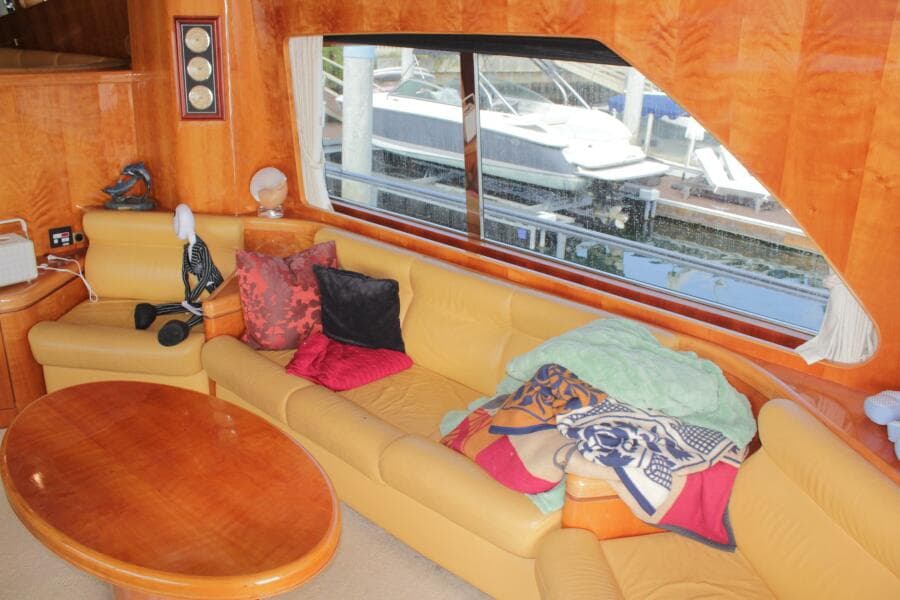 1999 Horizon 70 FLY