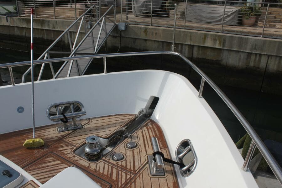 1999 Horizon 70 FLY