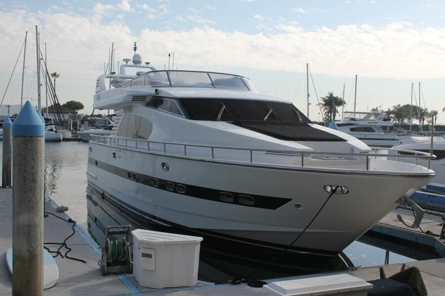 1999 Horizon 70 FLY