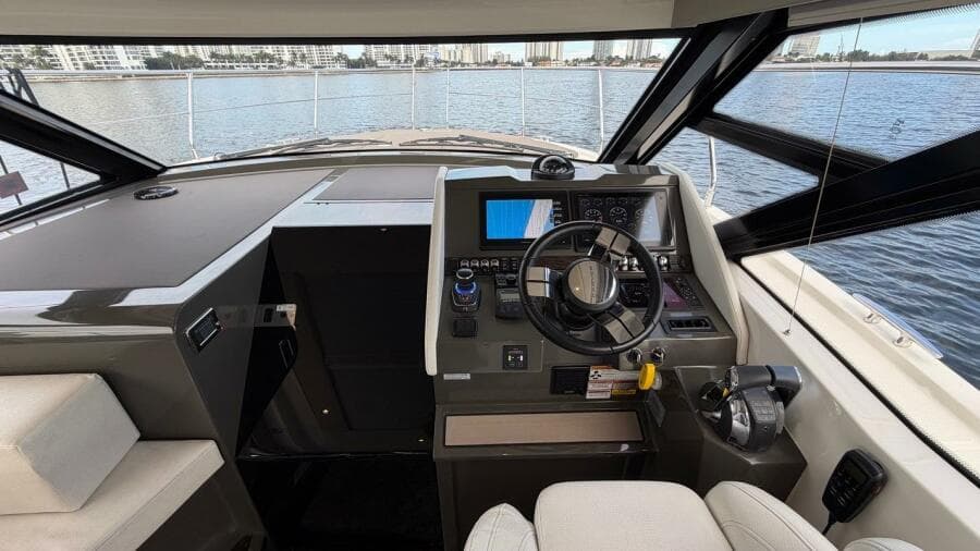 2019 Carver C34