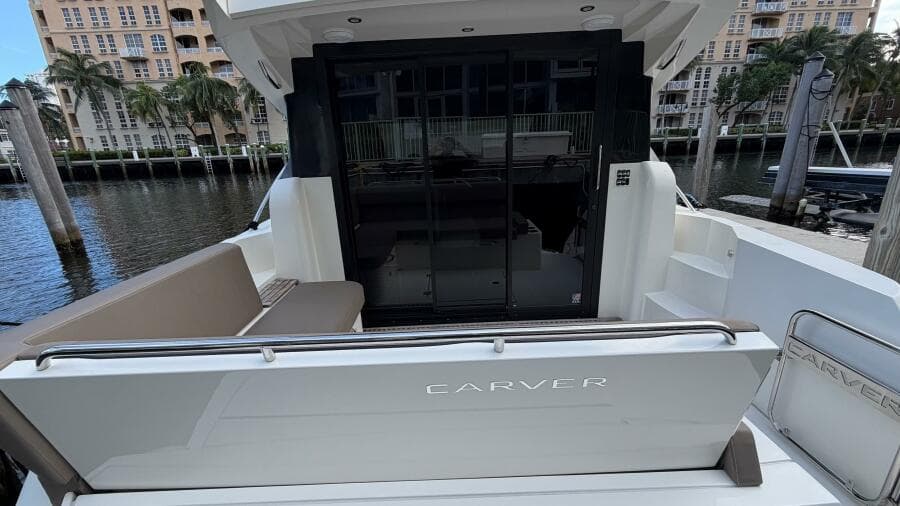 2019 Carver C34