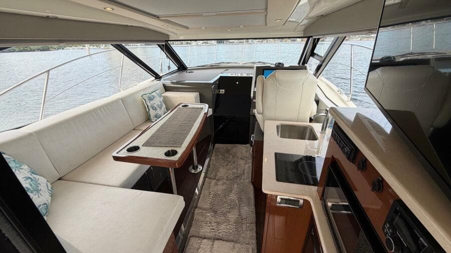 2019 Carver C34