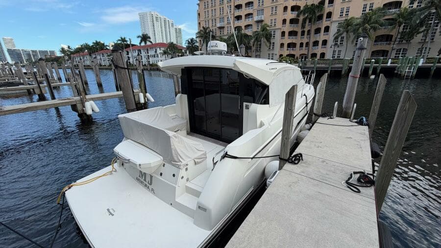 2019 Carver C34
