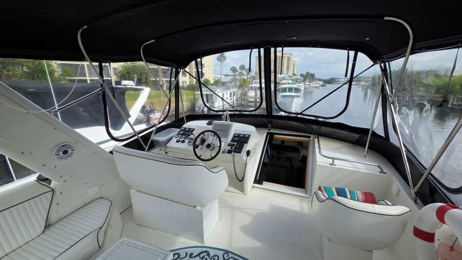 1998 Navigator 5300