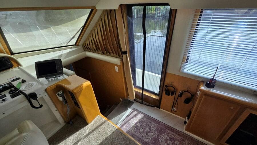 1998 Navigator 5300