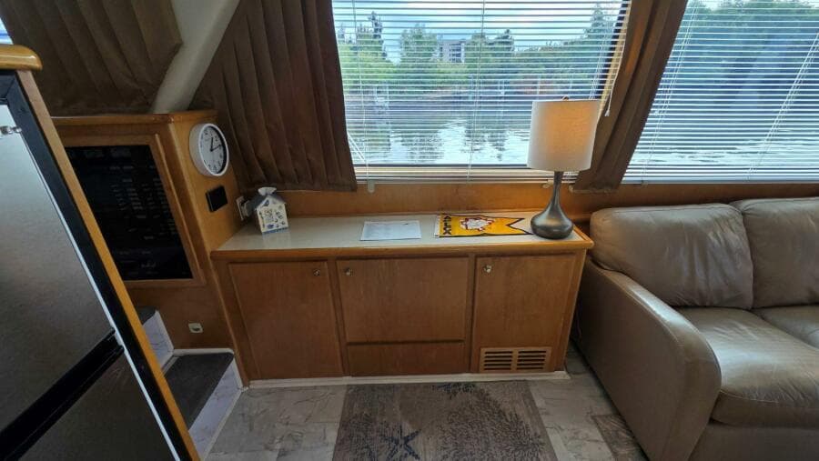 1998 Navigator 5300