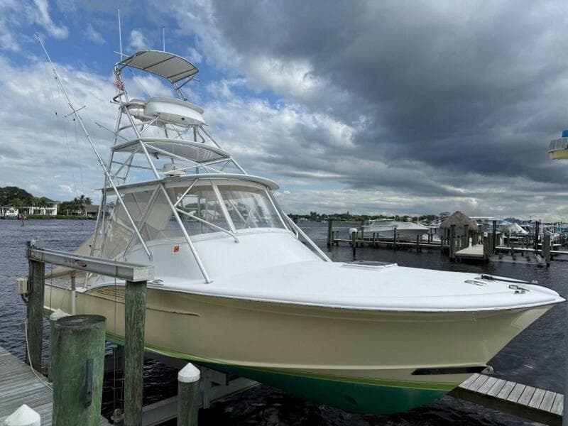 34' Dixon Boat Works Express SF 2008, OSPREY