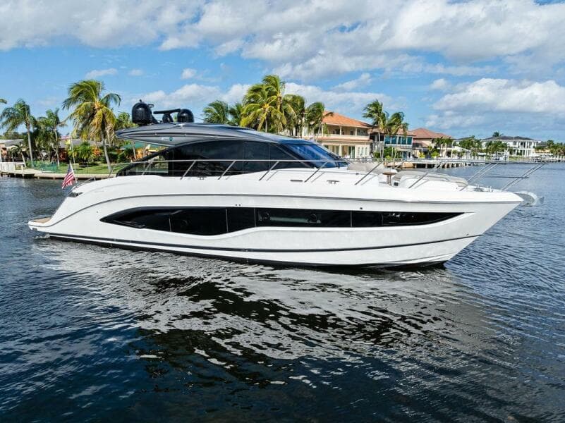 2021 Princess V55