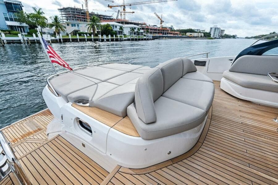 2021 Princess V55