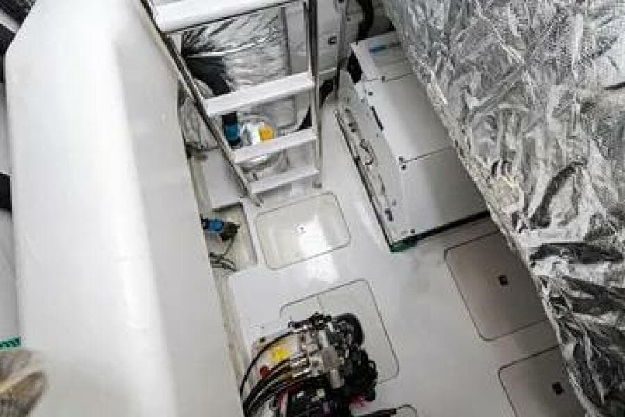 2021 Princess V55