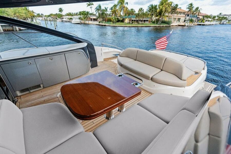 2021 Princess V55