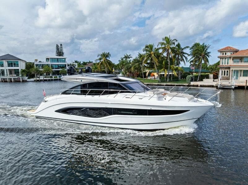2021 Princess V55