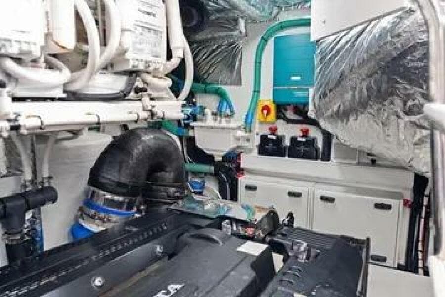 2021 Princess V55
