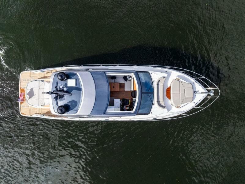2021 Princess V55