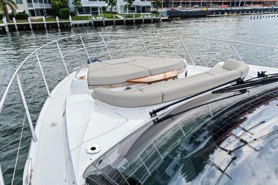 2021 Princess V55