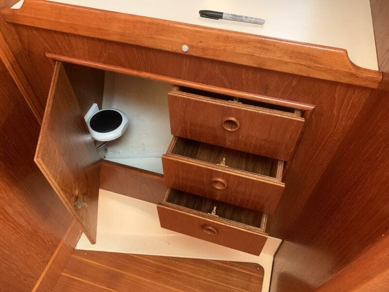 1987 Nonsuch Ultra 30