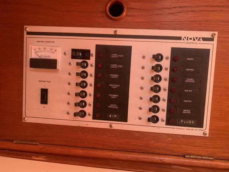 1987 Nonsuch Ultra 30