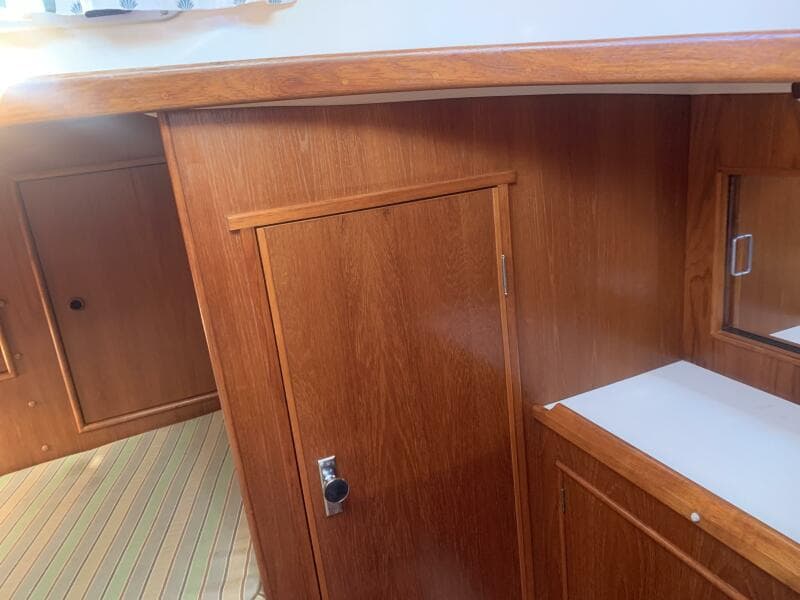 1987 Nonsuch Ultra 30