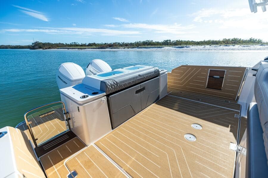 2027 Regal LX43