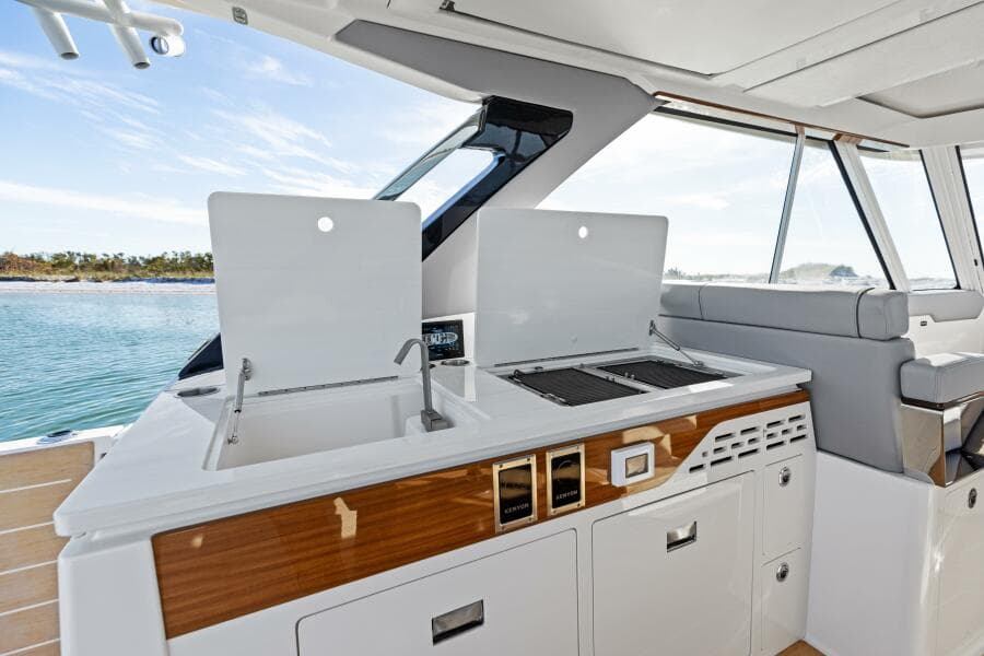 2027 Regal LX43