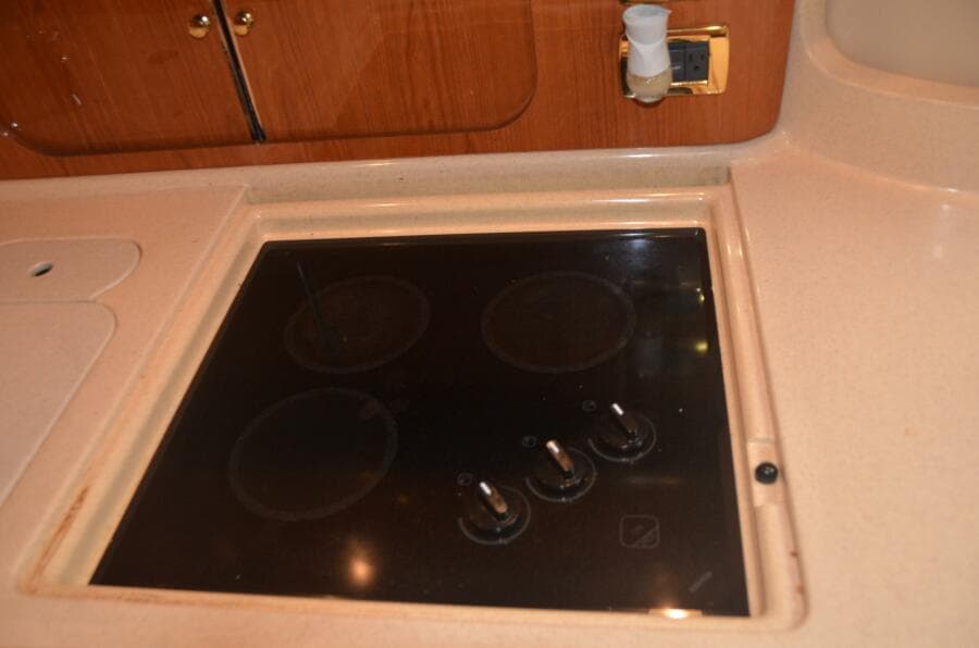 Sea Ray 46 4 RICH-SHER OR POORER - Galley