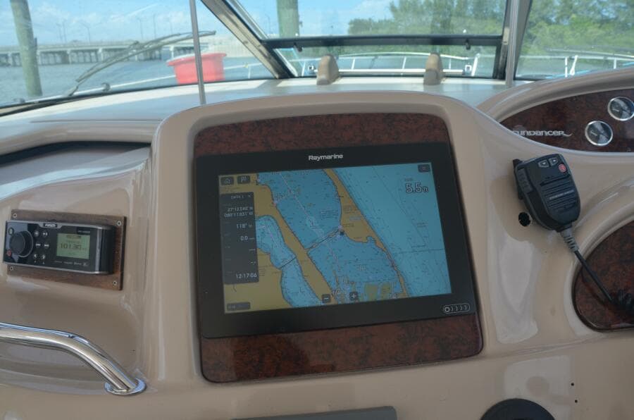 Sea Ray 46 4 RICH-SHER OR POORER - Cockpit - Helm