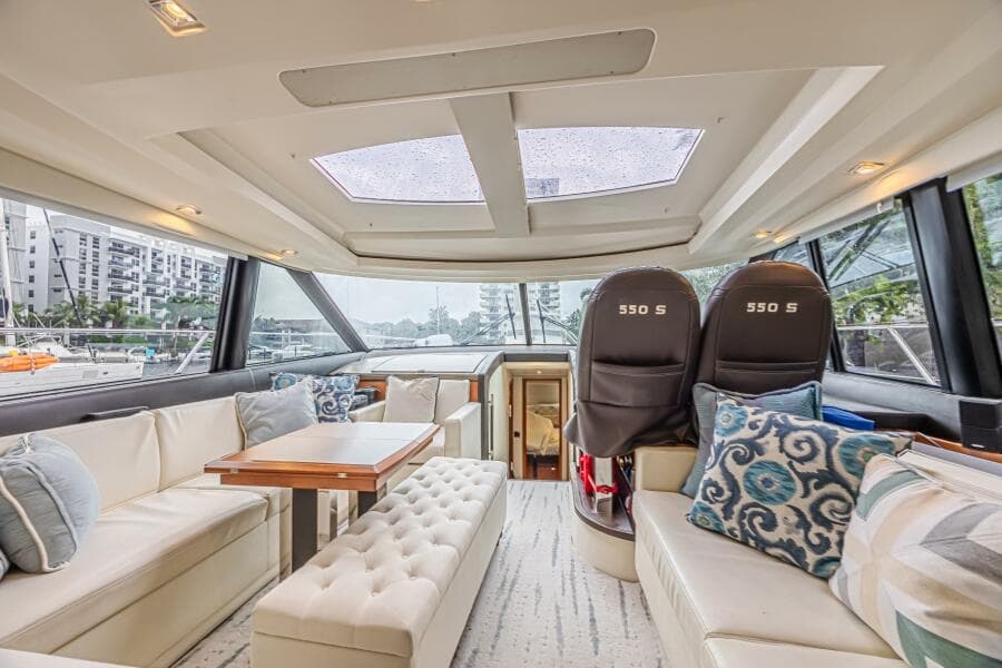 2013 Prestige 550S