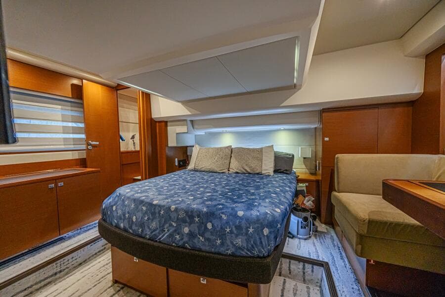 2013 Prestige 550S