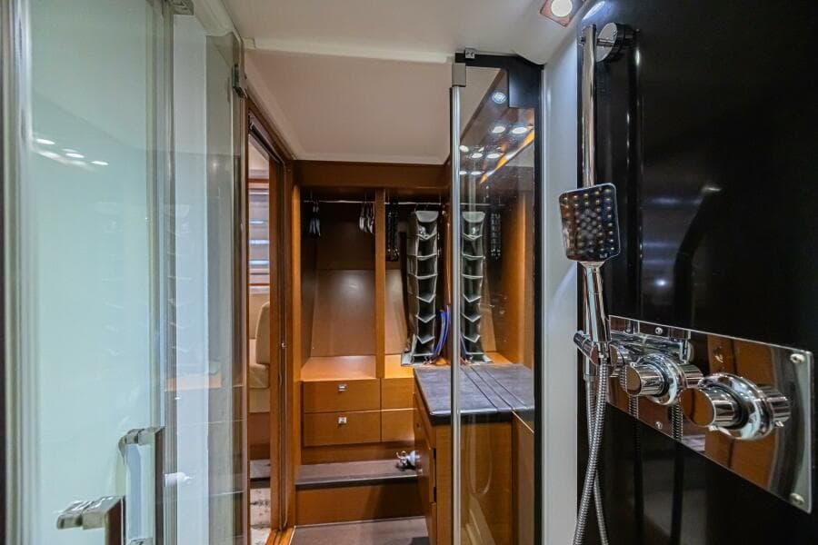 2013 Prestige 550S