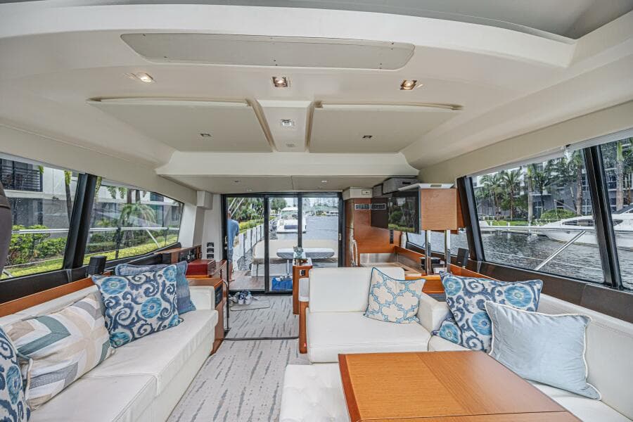 2013 Prestige 550S