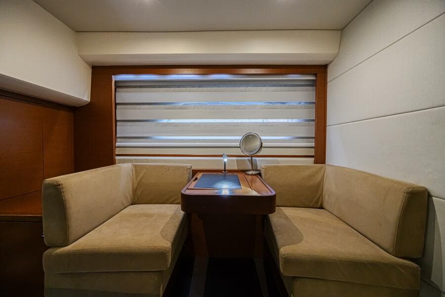 2013 Prestige 550S