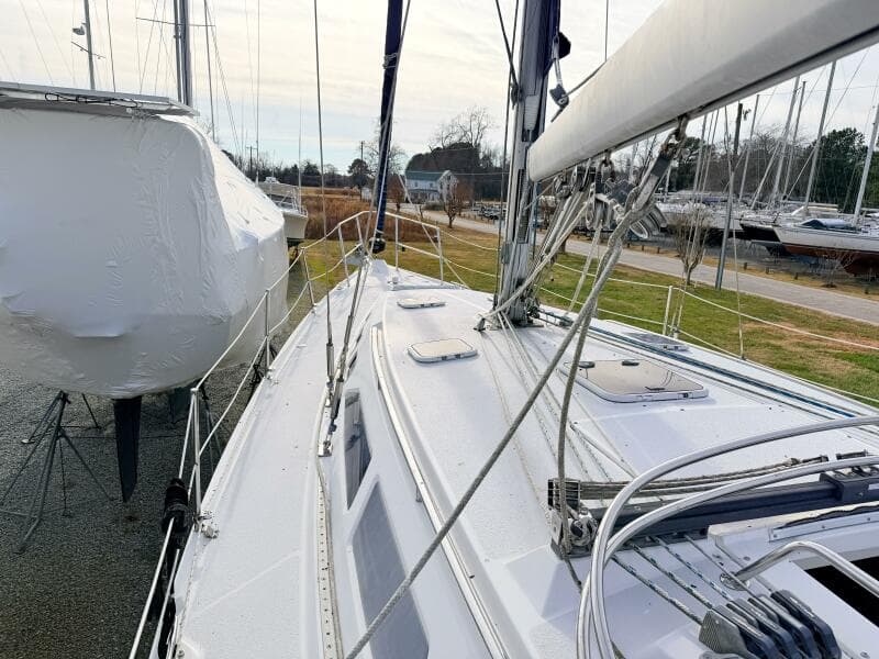 2001 Catalina 380