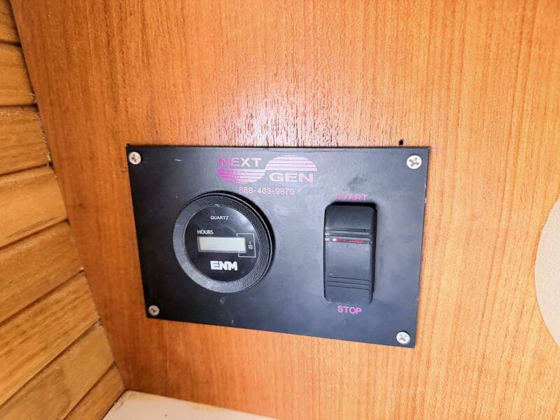 2001 Catalina 380