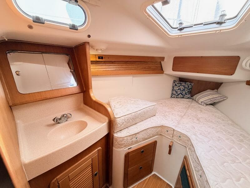2001 Catalina 380