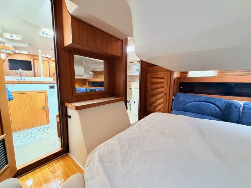 2001 Catalina 380