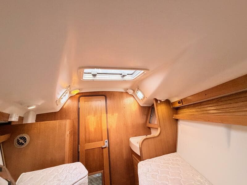 2001 Catalina 380