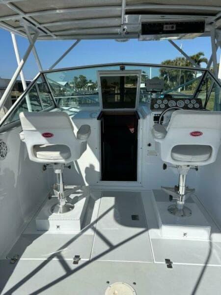 1987 Chris-Craft 284