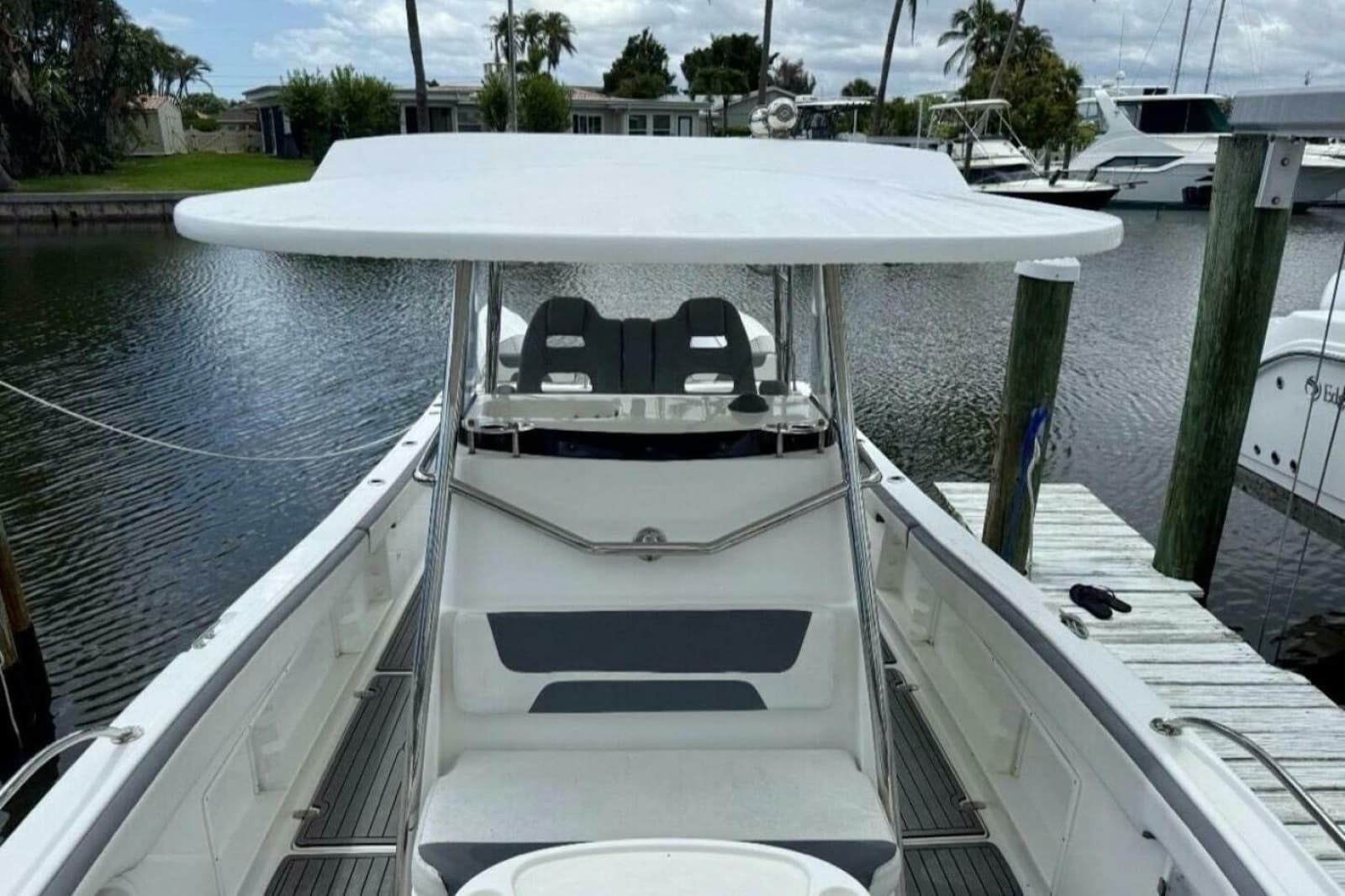 2023 Garnet Offshore 300 HT