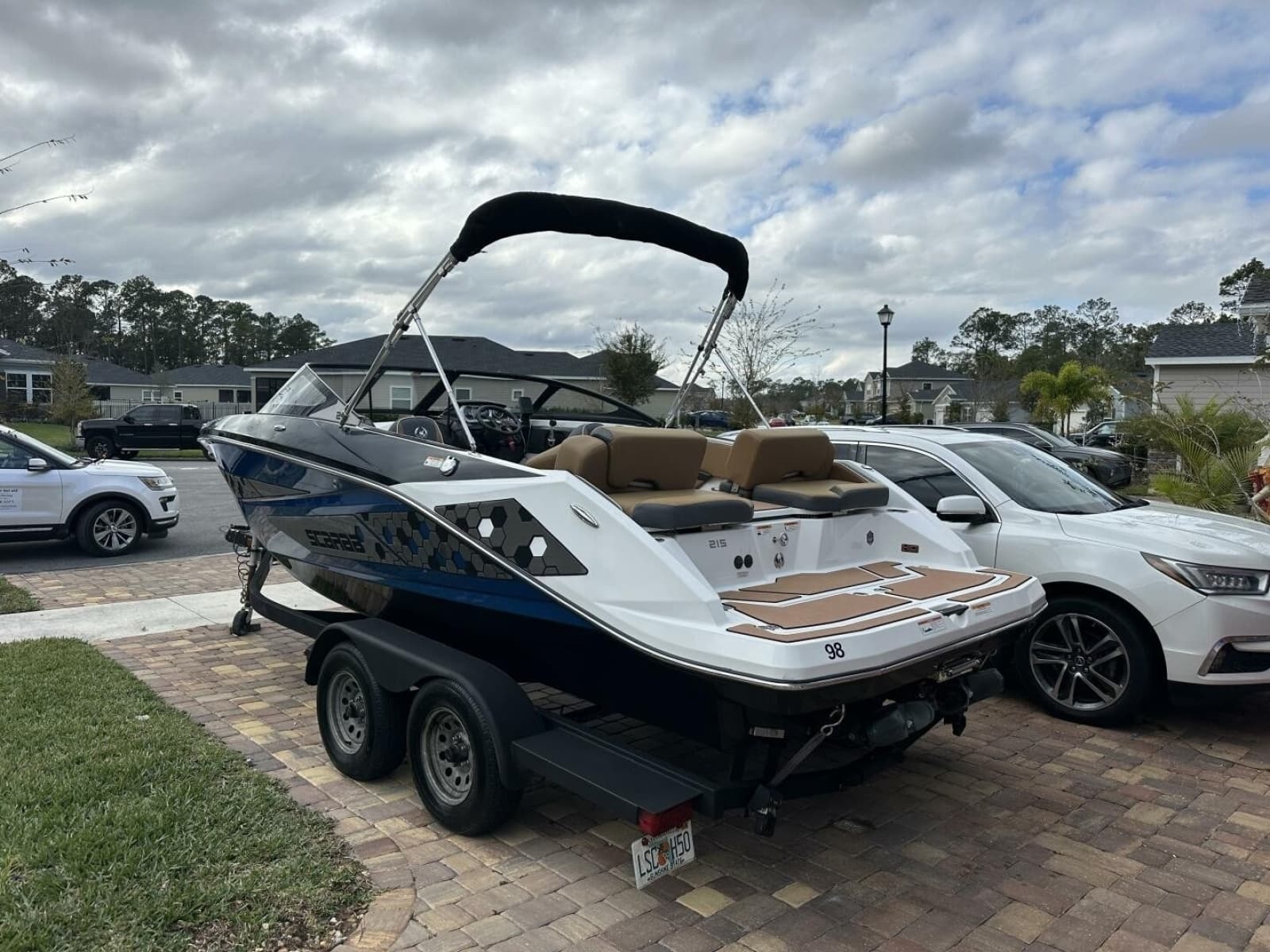 2021 Scarab 215