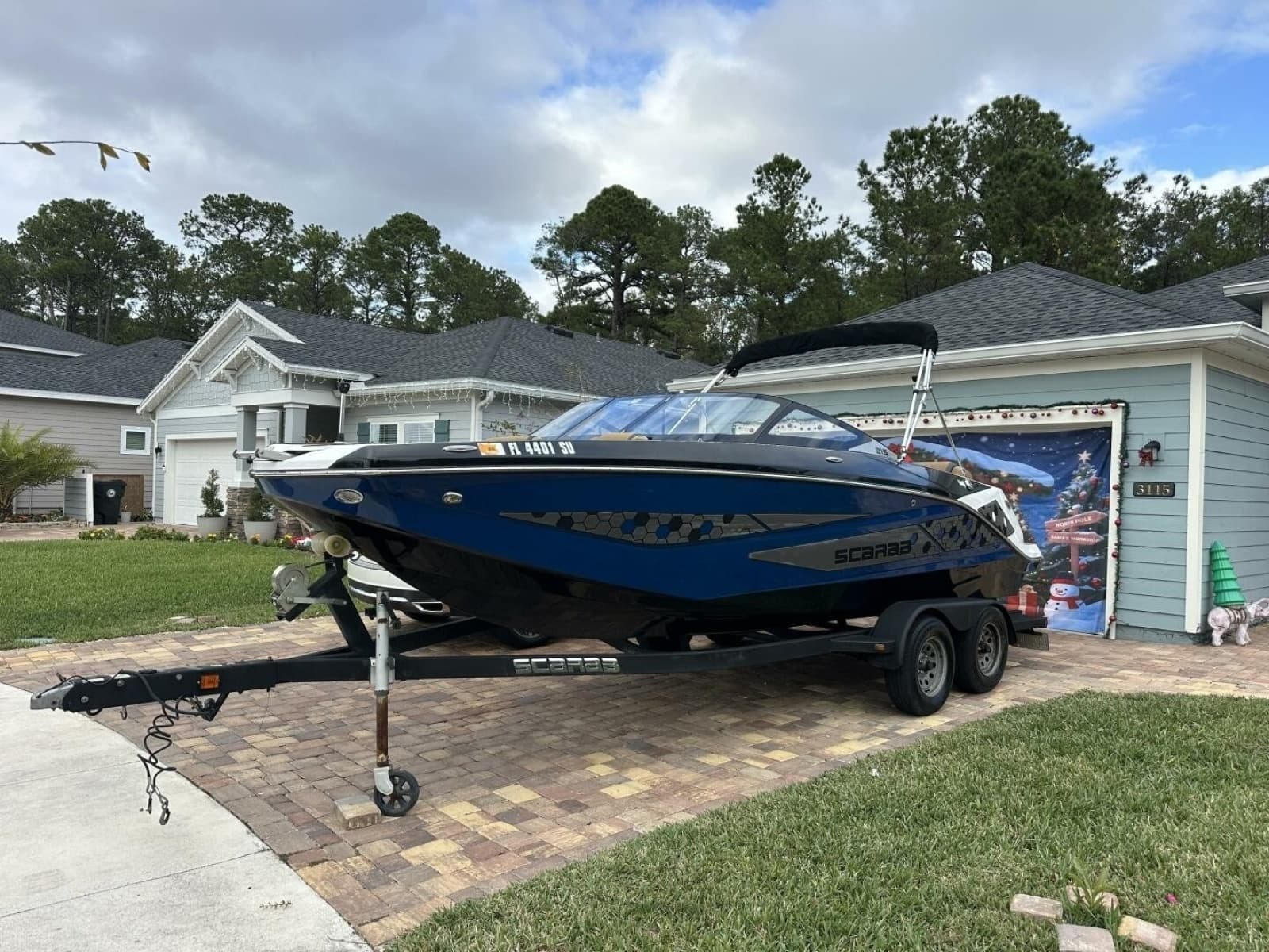 2021 Scarab 215