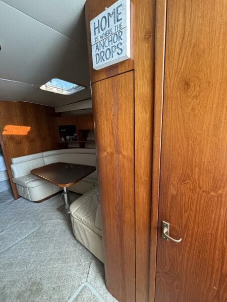 1993 Tiara Yachts 4300 Convertible