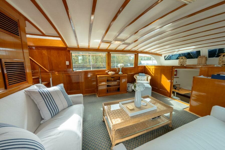 Saloon