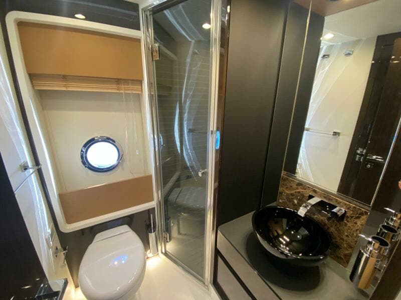 2016 Azimut 77S