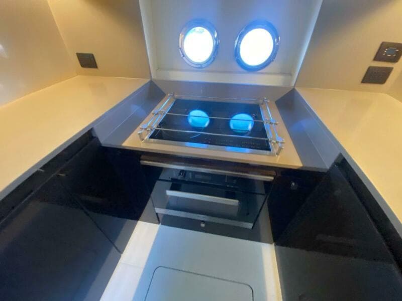2016 Azimut 77S