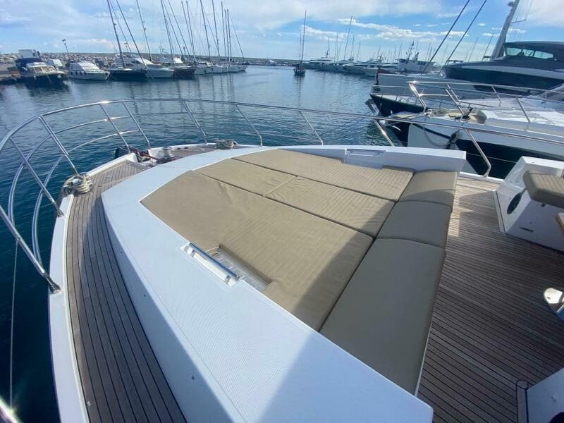 2016 Azimut 77S