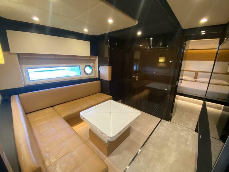 2016 Azimut 77S